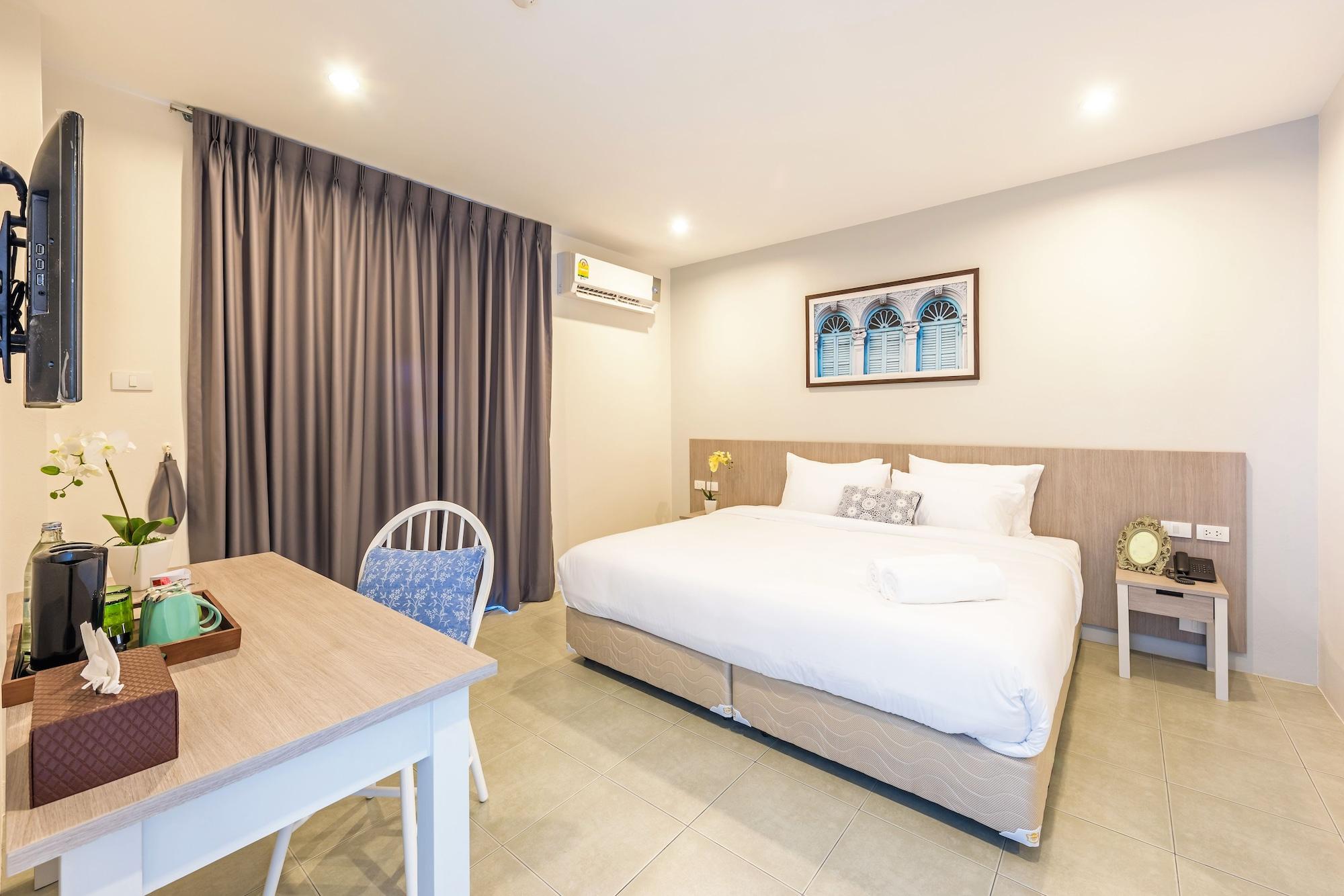 Recenta Phuket Suanluang Hotel Екстериор снимка